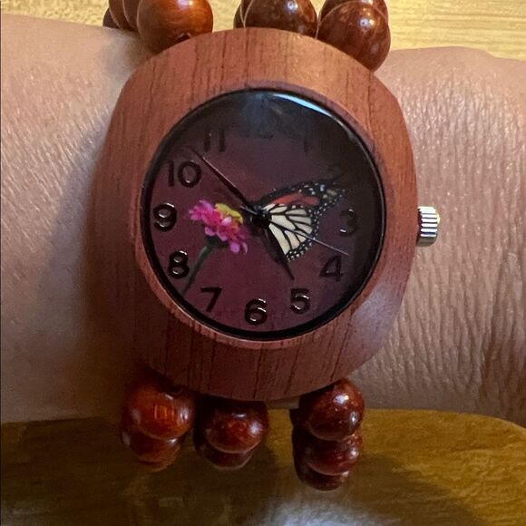 Unbranded Accessories - #1287**Butterfly Design Wooden Beaded Watch